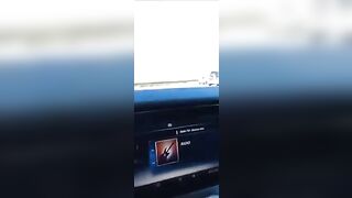 Va a puttane col carro funebre