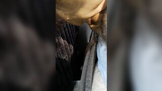 Pompino fidanzata gola profonda outdoor