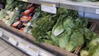 Cornifica il marito scopando ragazzo conosciuto al supermercato