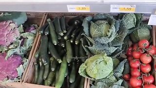 Cornifica il marito scopando ragazzo conosciuto al supermercato