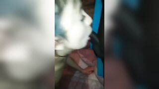 Diciottenne italiana spompina cazzo nero