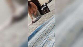 Anteprima del video: Mamma pina si spoglia davanti al figlio