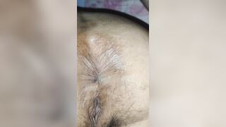 Orgasmo anale con venuta dentro