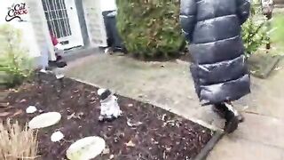 Bionda battona tatuata