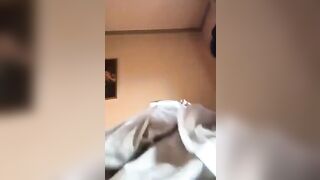 Diciannovenne con amico in cam