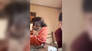 Diciannovenne con amico in cam