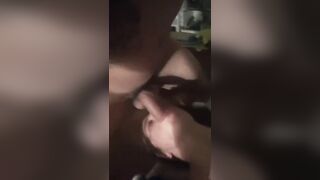 Anteprima del video: IL CAZZONE DEL BULL IN GOLA A MIA MOGLIE