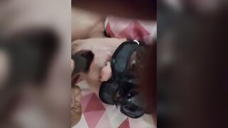 Sbocchino il cazzo trans bevo la sborra sparata in bocca