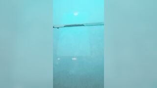 Sega nel bagno con sborrata