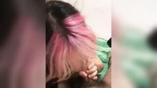 In POV la studentessa del classico lo succhia al ripetente