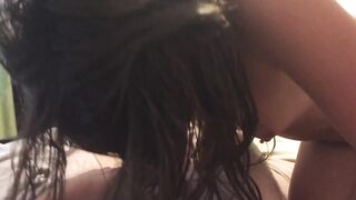 POV mia moglie lo succhia di gusto