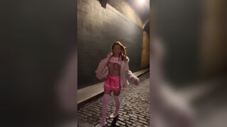 Anteprima del video: Pompino alla battona transessuale