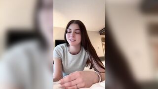 Calippo Tour - Video Porno Pompino ad un ragazzo disabile