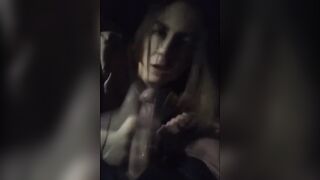 Da brava puttana continua a succhiarlo così !