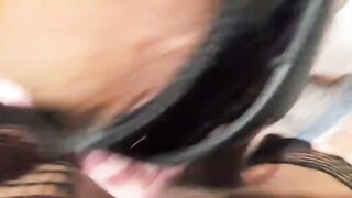 Scopato in bocca dalla trans brasiliana