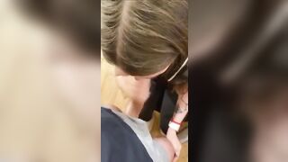 Diciannovenne italiana sbocchina un grosso pisello duro