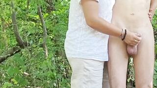 Sega breve estiva all'aperto con parecchia gettata di sborra