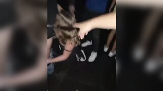 Appena conosciuta in disco subito si fionda sul suo cazzone