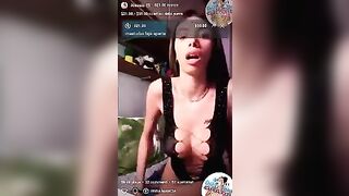 Alessia onlyfan se mi date una mancia mi sfondo il culo