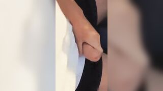 Porno amatoriale sega in motorino per giovane coppia di studenti