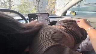 Italiana troia si fa scopare sulla mia nuova auto