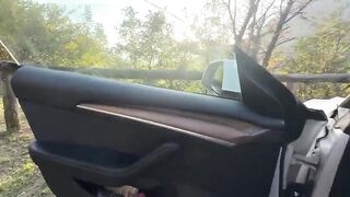 Italiana troia si fa scopare sulla mia nuova auto