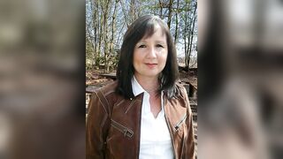 Mikayla si fa scopare nel culo per 100 euro senza preservativo