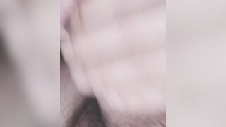 Succhiando il nettare da quel bastone con tanta sborra finale