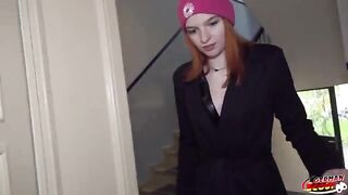 Giovane troietta rossa inculata