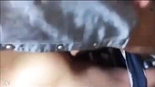 Mateio lo prende in culo da 2 cazzi in bagno pubblico