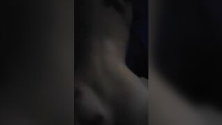 Trombo la mia compagna di classe e le vengo sul culo