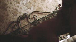 Mia moglie CHE PORCA ! Si Fa scopare in camera di mia suocera !