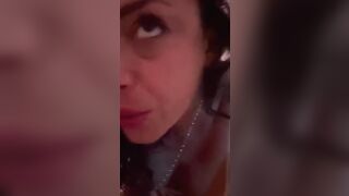 Sono una BIMBA MOLTO CATTIVA malata di CAZZO