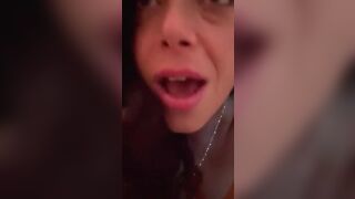 Sono una BIMBA MOLTO CATTIVA malata di CAZZO