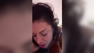 Sono una BIMBA MOLTO CATTIVA malata di CAZZO