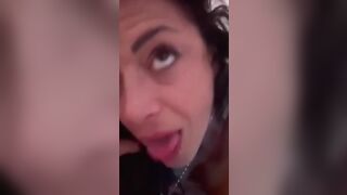 Sono una BIMBA MOLTO CATTIVA malata di CAZZO