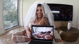 Anteprima del video: Umilia suo marito mostrandogli il video delle corna