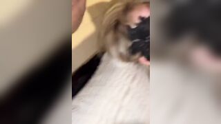 Moglie italiana scopata in bocca mentre si sditalina