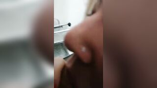 La mia bionda ciuccia cazzi