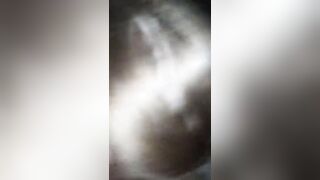 Il puttaniere se lo fa succhiare dalla troia