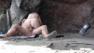 Scopata in spiaggia con la mia troia