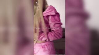 Il babbo bastardo soddisfa le bocche di due pompinare