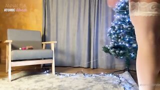 Anteprima del video: Regala al suo amante un video porco sotto l'albero