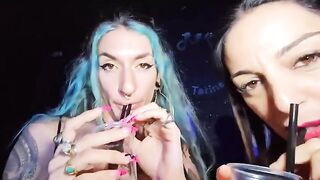 Fine anno in discoteca per tre mogli porche e bisex