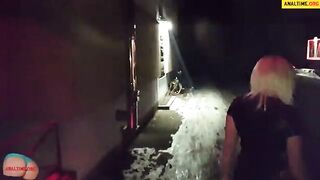 Calda battona biondina