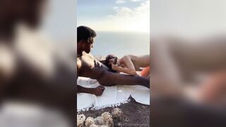 Moglie del cornuto chiavata on plain air dal negro