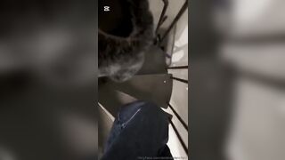 Le tre calippare condividono un bel cazzo storto ma duro