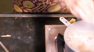 Calda casalinga indiana bacia appassionatamente suo marito