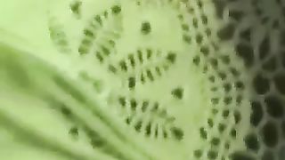 Segretaria in ufficio senza mutandine