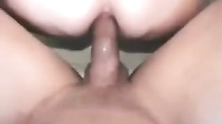 Caldissima milf tettona scopata in culo